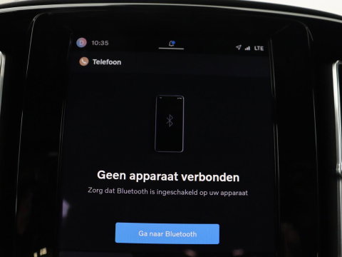 Volvo XC40 Recharge P8 AWD R-Design | SOH 97.1% | Trekhaak | Panoramadak | Leder/alcantara | Stuur/stoel verwarming | Park assit | Carplay |
