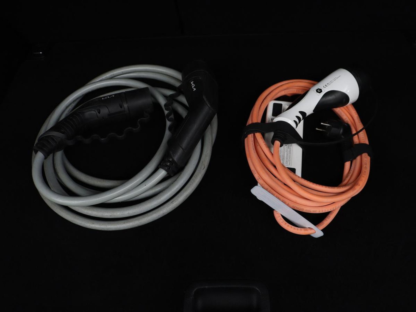 Kia e-Niro DynamicPlusLine 64 kWh | SOH 95.2% | Panoramadak | Half Leder | Adaptive cruise | Stuur/stoel verwarming | Camera | Park assist | Carplay | Climate control | Virtual dashboard | Full LED |