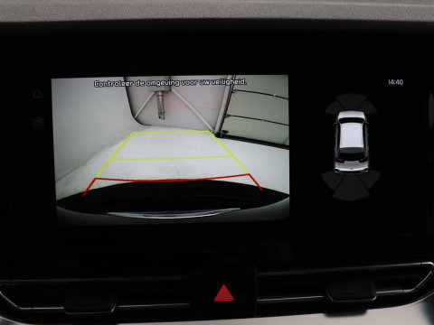 Kia e-Niro DynamicPlusLine 64 kWh | SOH 95.2% | Panoramadak | Half Leder | Adaptive cruise | Stuur/stoel verwarming | Camera | Park assist | Carplay | Climate control | Virtual dashboard | Full LED |