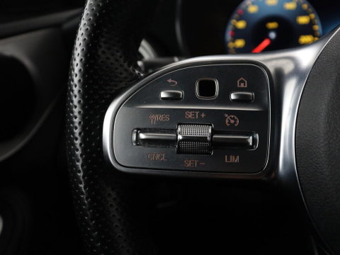 Mercedes-Benz C-Klasse Estate 180 Business Solution | Panoramadak | Half leder | Stoelverwarming | Virtueel dashboard | 360 Camera | Park assist | Climate control | Cruise control |
