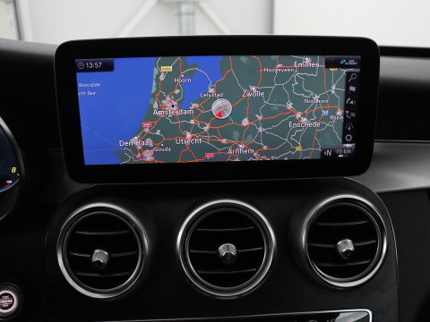 Mercedes-Benz C-Klasse Estate 180 Business Solution | Panoramadak | Half leder | Stoelverwarming | Virtueel dashboard | 360 Camera | Park assist | Climate control | Cruise control |