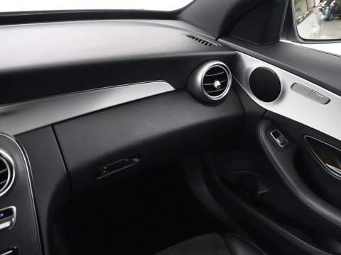 Mercedes-Benz C-Klasse Estate 180 Business Solution | Panoramadak | Half leder | Stoelverwarming | Virtueel dashboard | 360 Camera | Park assist | Climate control | Cruise control |