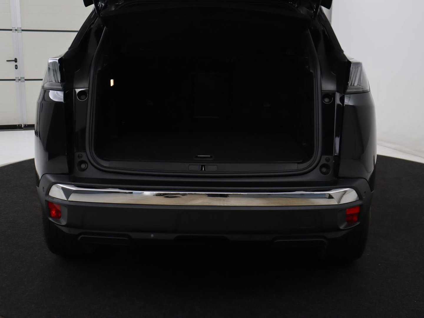 Peugeot 3008 1.6 HYbrid 225 Active Pack Business | SOH 98.8% | Half Leder | Adaptive cruise | 360 camera | Carplay | Climate control | Dodehoek detectie | DAB |
