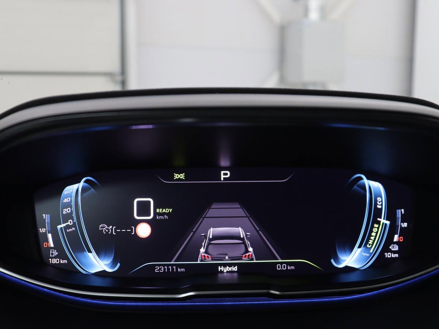 Peugeot 3008 1.6 HYbrid 225 Active Pack Business | SOH 98.8% | Half Leder | Adaptive cruise | 360 camera | Carplay | Climate control | Dodehoek detectie | DAB |