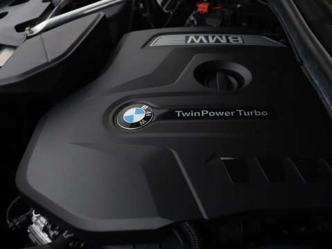 BMW X3 xDrive20i High Executive M-sport | Panoramadak | Head-up | Leder | Adaptive cruise | Camera | Park assist | Climate control | Stoelverwarming | Full LED | 3 zone klimaat |