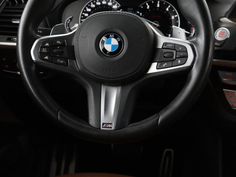 BMW X3 xDrive20i High Executive M-sport | Panoramadak | Head-up | Leder | Adaptive cruise | Camera | Park assist | Climate control | Stoelverwarming | Full LED | 3 zone klimaat |