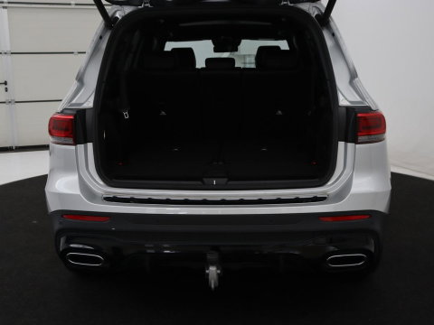 Mercedes-Benz GLB 200 Business Solution AMG 7p. | Panoramadak | Elec. Trekhaak | Half Leder | Memory | Sfeerverlichting | Stoelverwarming | Camera | Park assist |