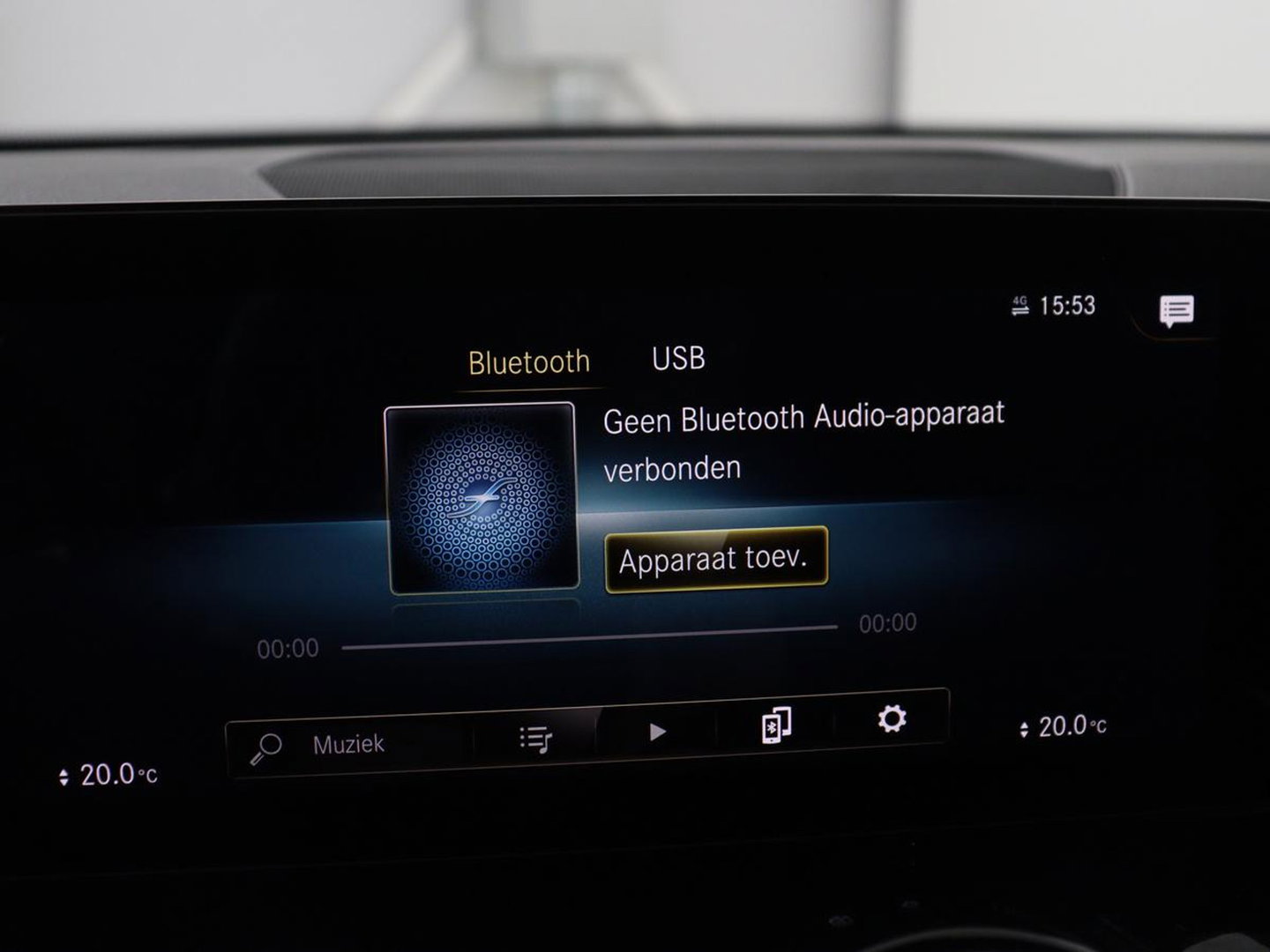 Mercedes-Benz GLB 200 Business Solution AMG 7p. | Panoramadak | Elec. Trekhaak | Half Leder | Memory | Sfeerverlichting | Stoelverwarming | Camera | Park assist |