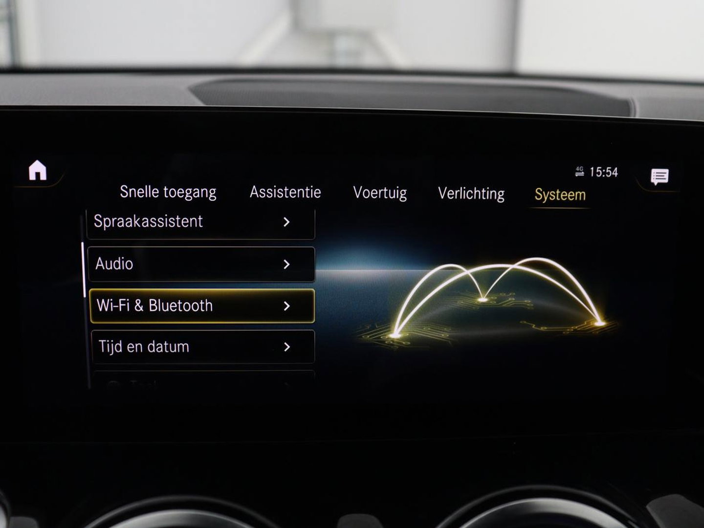 Mercedes-Benz GLB 200 Business Solution AMG 7p. | Panoramadak | Elec. Trekhaak | Half Leder | Memory | Sfeerverlichting | Stoelverwarming | Camera | Park assist |