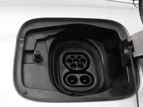 Škoda Enyaq iV 60 | SOH 92,4% | Panoramadak | Stoel/stuur verwarming | Half leder | Adaptive cruise | Carplay | Virtueel dashboard | Sfeerverlichting | Climate control | Camera | Park assist |
