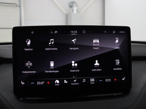 Škoda Enyaq iV 60 | SOH 92,4% | Panoramadak | Stoel/stuur verwarming | Half leder | Adaptive cruise | Carplay | Virtueel dashboard | Sfeerverlichting | Climate control | Camera | Park assist |