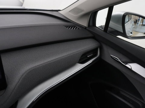 Škoda Enyaq iV 60 | SOH 92,4% | Panoramadak | Stoel/stuur verwarming | Half leder | Adaptive cruise | Carplay | Virtueel dashboard | Sfeerverlichting | Climate control | Camera | Park assist |
