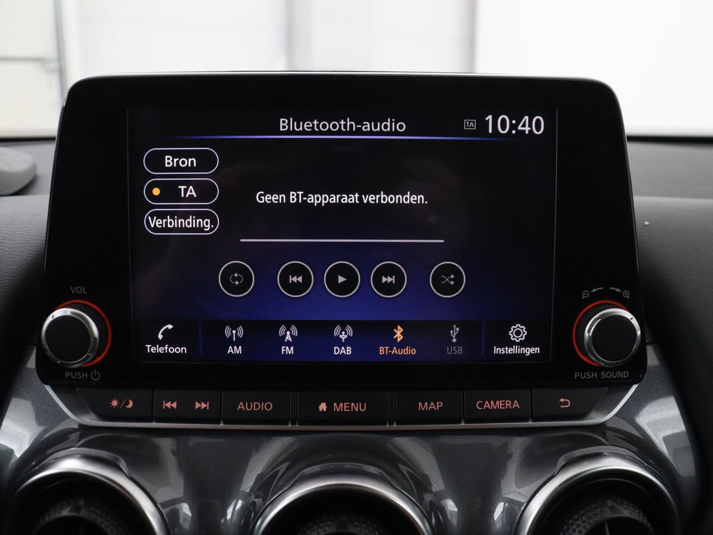 Nissan Juke 1.0 DIG-T N-Design | Half leder | Carplay | Cruise control | Park assist | Camera | Climate control | Keyless | Lichtmetaal 19" |