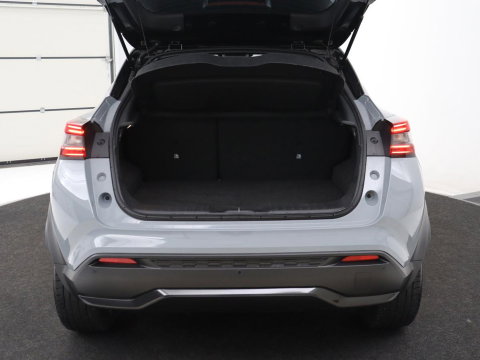 Nissan Juke 1.0 DIG-T N-Design | Half leder | Carplay | Cruise control | Park assist | Camera | Climate control | Keyless | Lichtmetaal 19" |
