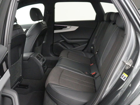 Audi A4 Avant 35 TFSI S edition Competition | Half Leder | Virtual Dashboard | Stoelverwarming | Cruise control | Park assist | Climate control | Drive select |