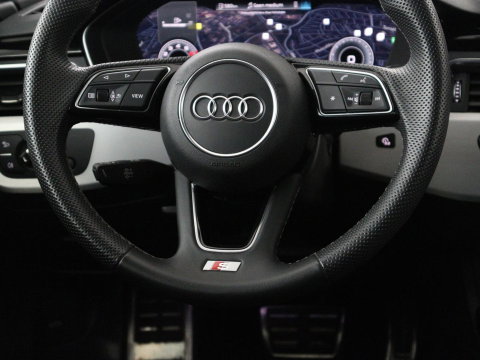 Audi A4 Avant 35 TFSI S edition Competition | Half Leder | Virtual Dashboard | Stoelverwarming | Cruise control | Park assist | Climate control | Drive select |