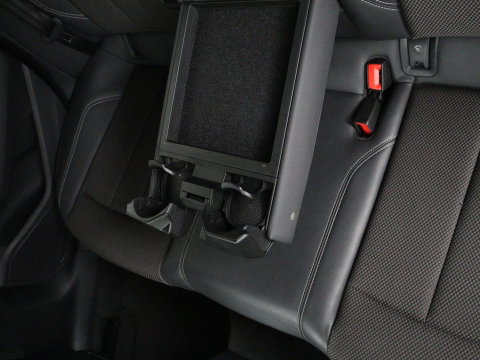 Audi A4 Avant 35 TFSI S edition Competition | Half Leder | Virtual Dashboard | Stoelverwarming | Cruise control | Park assist | Climate control | Drive select |