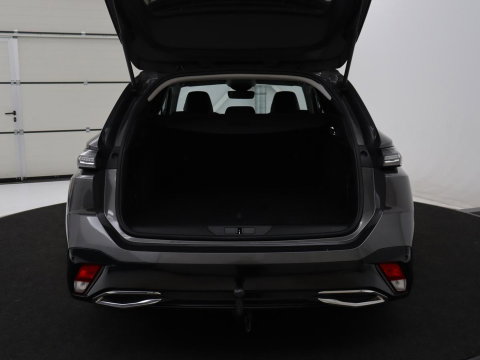 Peugeot 308 SW 1.6 HYbrid 180 Allure Pack Business | SOH 97.3% | Trekhaak | 360 camera | Adaptive cruise | Carplay | Climate control | Virtual |