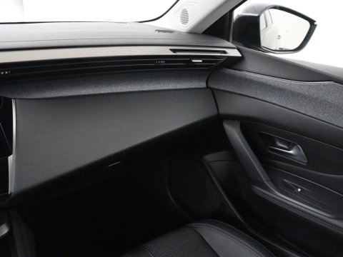 Peugeot 308 SW 1.6 HYbrid 180 Allure Pack Business | SOH 97.3% | Trekhaak | 360 camera | Adaptive cruise | Carplay | Climate control | Virtual |