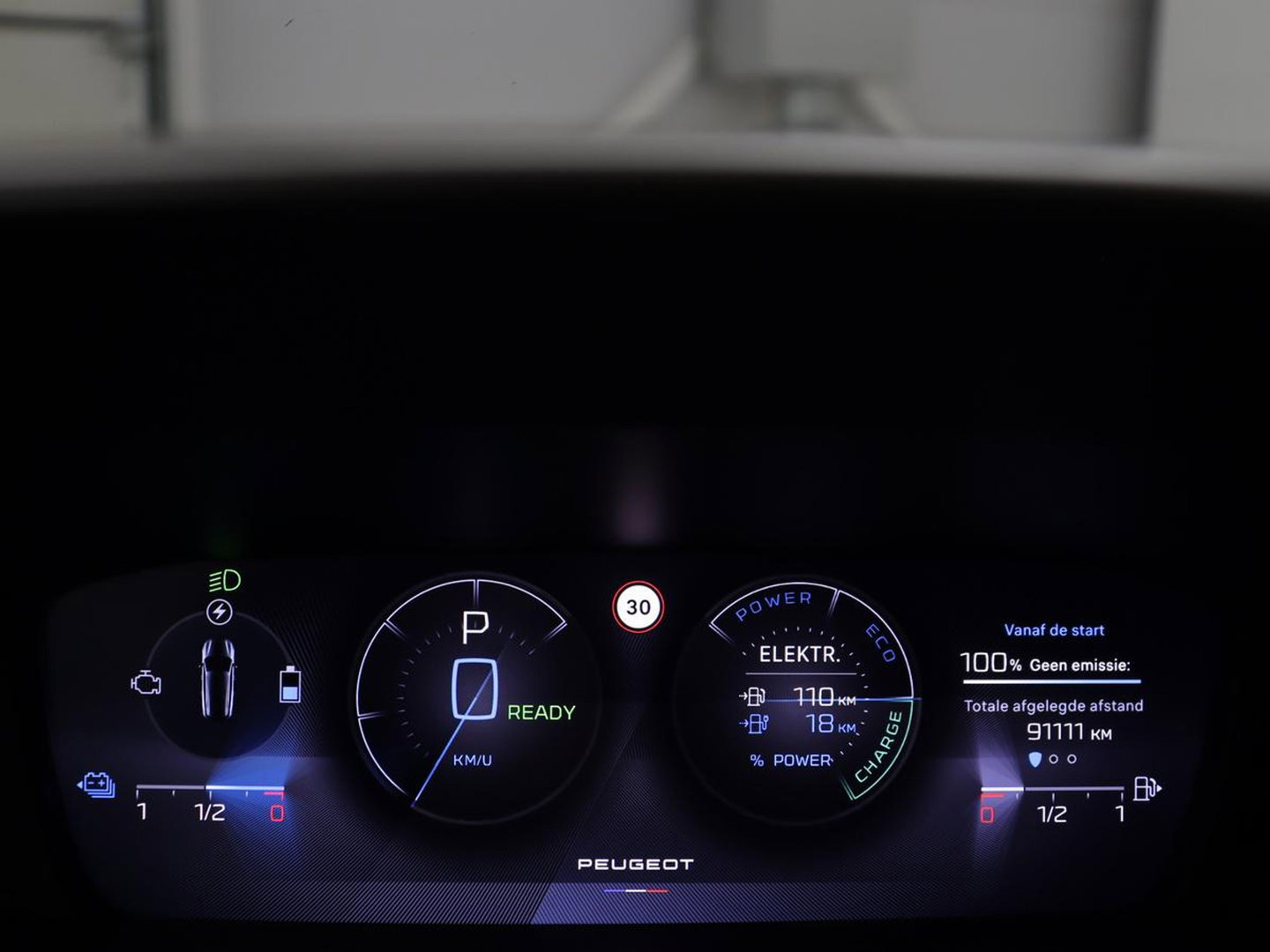 Peugeot 308 SW 1.6 HYbrid 180 Allure Pack Business | SOH 97.3% | Trekhaak | 360 camera | Adaptive cruise | Carplay | Climate control | Virtual |