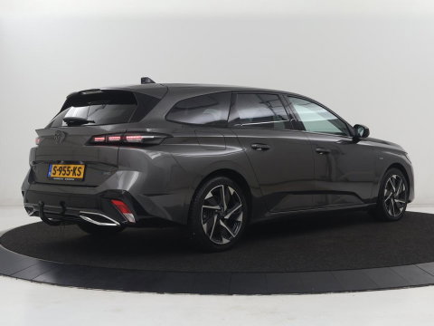 Peugeot 308 SW 1.6 HYbrid 180 Allure Pack Business | SOH 97.3% | Trekhaak | 360 camera | Adaptive cruise | Carplay | Climate control | Virtual |