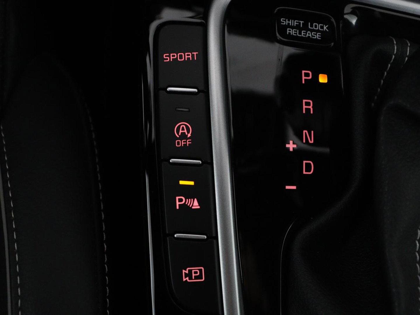 Kia XCeed 1.5 T-GDi GT-Line Edition | Panoramadak | Stoelkoeling | Adaptive cruise | Leder | Memory | Stuur/stoel verwarming | Camera | Dodehoek detectie |
