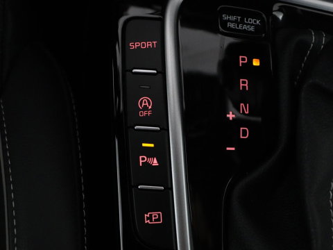 Kia XCeed 1.5 T-GDi GT-Line Edition | Panoramadak | Stoelkoeling | Adaptive cruise | Leder | Memory | Stuur/stoel verwarming | Camera | Dodehoek detectie |