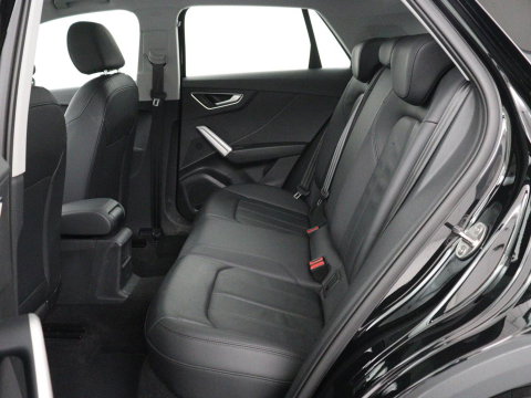 Audi Q2 30 TFSI Advanced edition | Panoramadak | Leder | Virtual Dashboard | Stoelverwarming | Climate control | Camera | Park assist | Cruise control | Navigatie |
