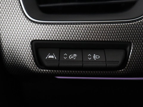 Renault Arkana 1.6 E-Tech Hybrid 145 Intens | Panoramadak | Half leder | Carplay | Adaptive cruise | Dodehoek detectie | Camera | Park assist | Climate control | Trekhaak