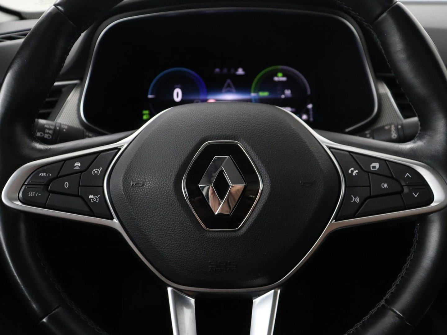 Renault Arkana 1.6 E-Tech Hybrid 145 Intens | Panoramadak | Half leder | Carplay | Adaptive cruise | Dodehoek detectie | Camera | Park assist | Climate control | Trekhaak