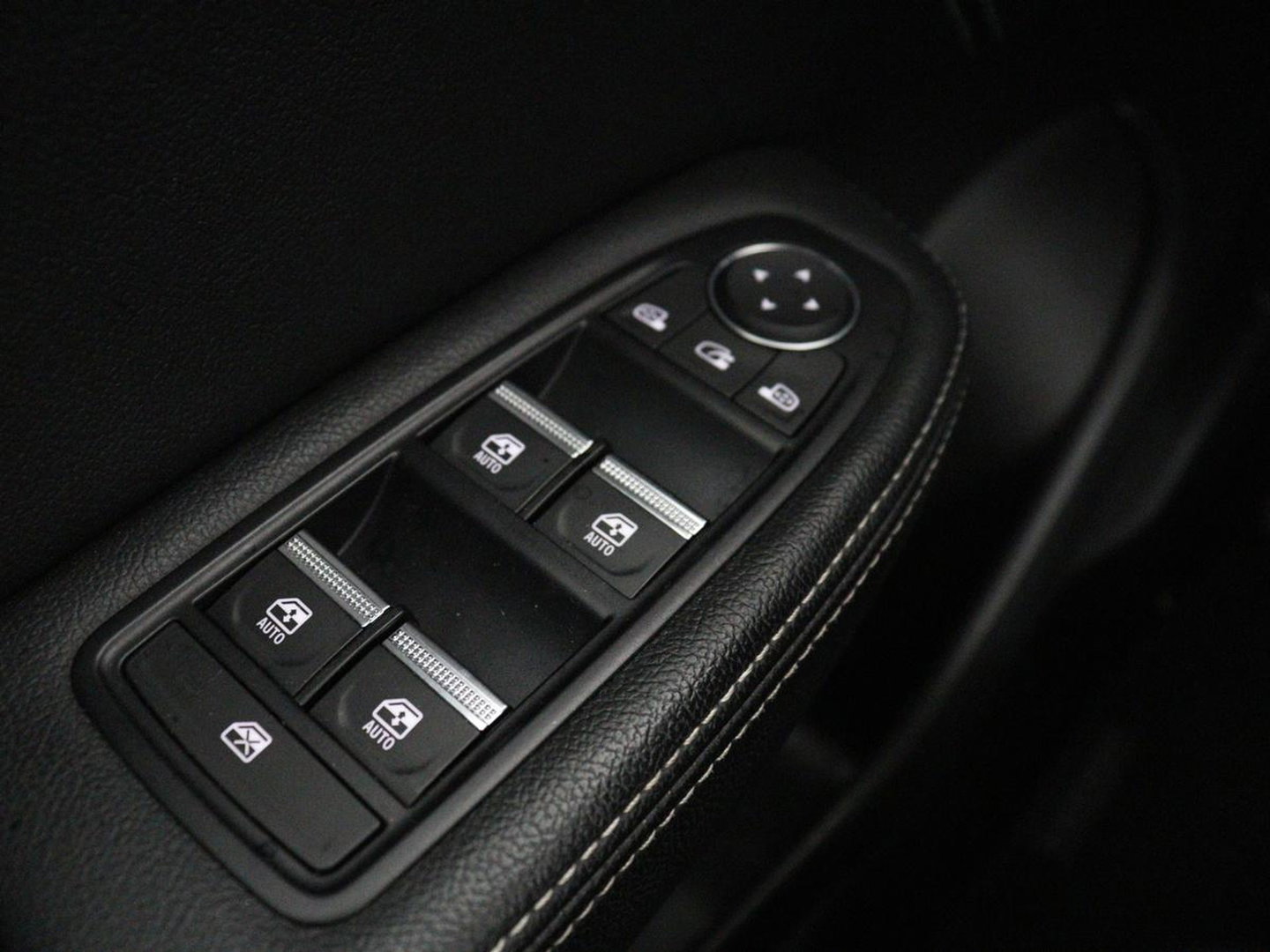 Renault Arkana 1.6 E-Tech Hybrid 145 Intens | Panoramadak | Half leder | Carplay | Adaptive cruise | Dodehoek detectie | Camera | Park assist | Climate control | Trekhaak