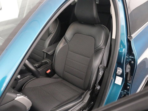 Renault Arkana 1.6 E-Tech Hybrid 145 Intens | Panoramadak | Half leder | Carplay | Adaptive cruise | Dodehoek detectie | Camera | Park assist | Climate control | Trekhaak