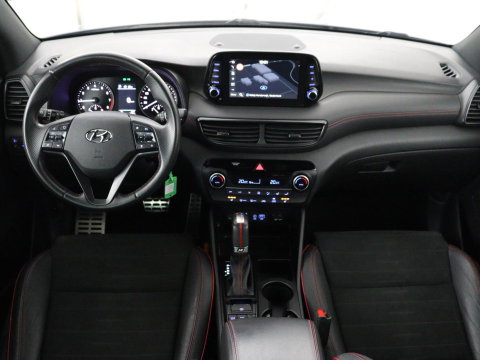 Hyundai Tucson 1.6 T-GDI Comfort N-Line | Trekhaak | 360 camera | Adaptive cruise | Carplay | Leder/alcantara | Stoelverwarming | Climate control | Full LED | Park assist |