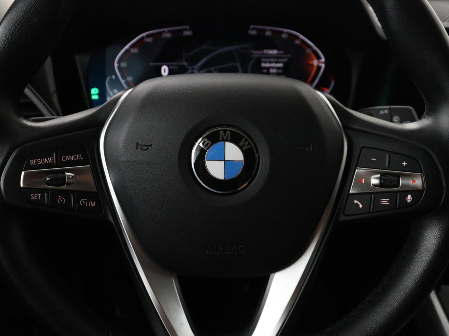 BMW 3 Serie Touring 318i Business Edition Plus | Leder | Stoelverwarming | Carplay | Virtueel dashboard | Cruise control | Climate control | Park assist | Full LED |