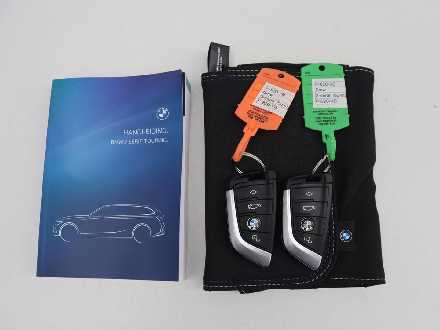 BMW 3 Serie Touring 318i Business Edition Plus | Leder | Stoelverwarming | Carplay | Virtueel dashboard | Cruise control | Climate control | Park assist | Full LED |
