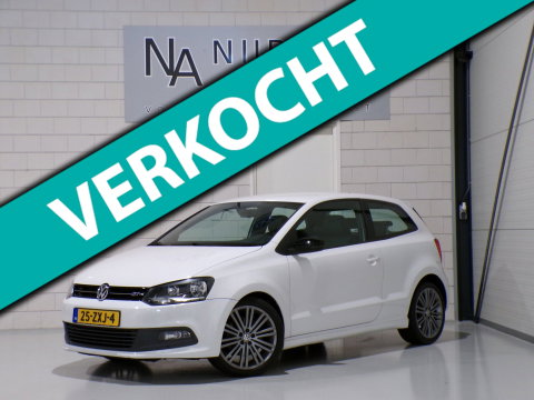 Volkswagen Polo 1.4 TSI BlueGT "Origineel NL!" Automaat! Garantie Navigatie Bluetooth Leer-Alcantara 17"Velgen Parkeersensoren