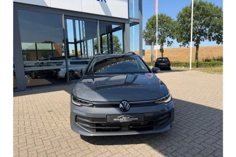 Volkswagen Golf 1.5 ETSI LIFE BNS.150PK AUTOMAAT LMV NAVI CARPAY WINTERPACK
