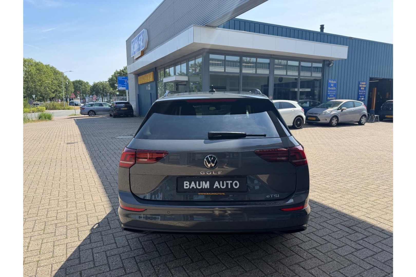 Volkswagen Golf 1.5 ETSI LIFE BNS.150PK AUTOMAAT LMV NAVI CARPAY WINTERPACK