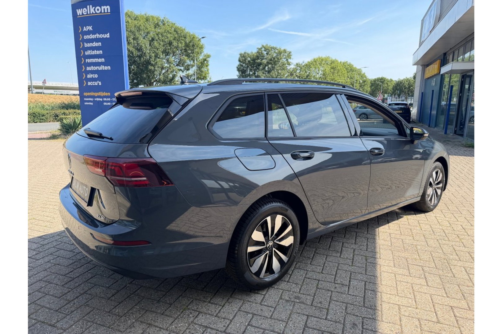 Volkswagen Golf 1.5 ETSI LIFE BNS.150PK AUTOMAAT LMV NAVI CARPAY WINTERPACK