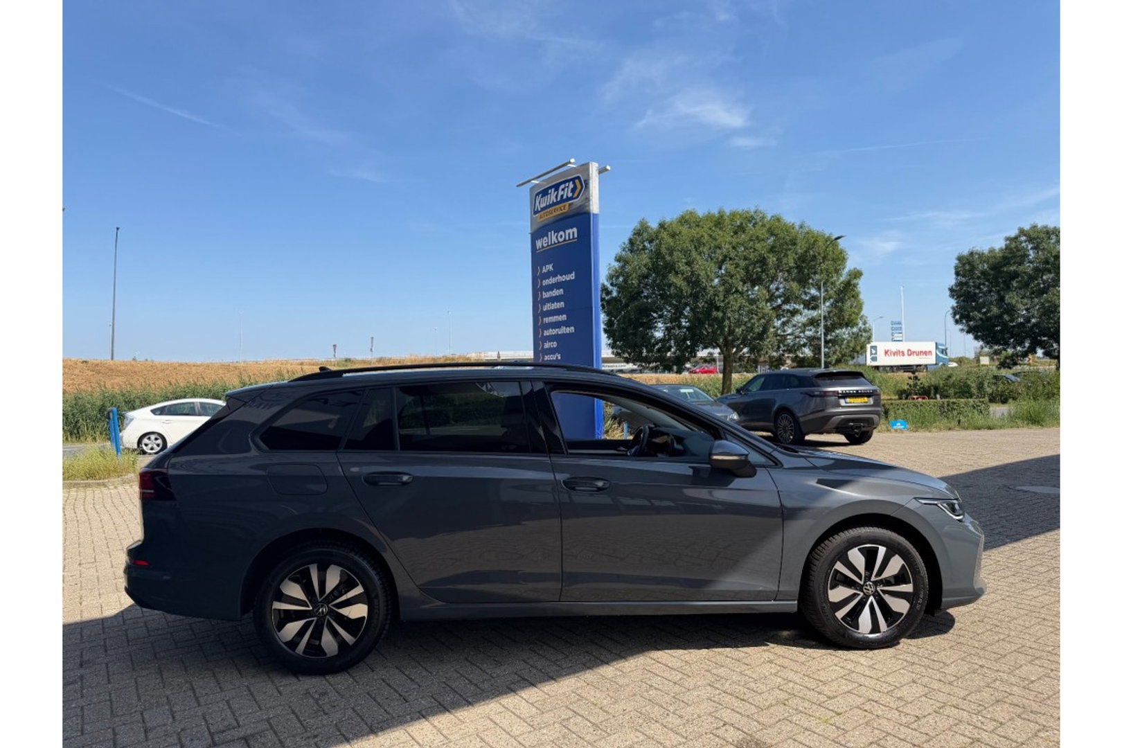 Volkswagen Golf 1.5 ETSI LIFE BNS.150PK AUTOMAAT LMV NAVI CARPAY WINTERPACK