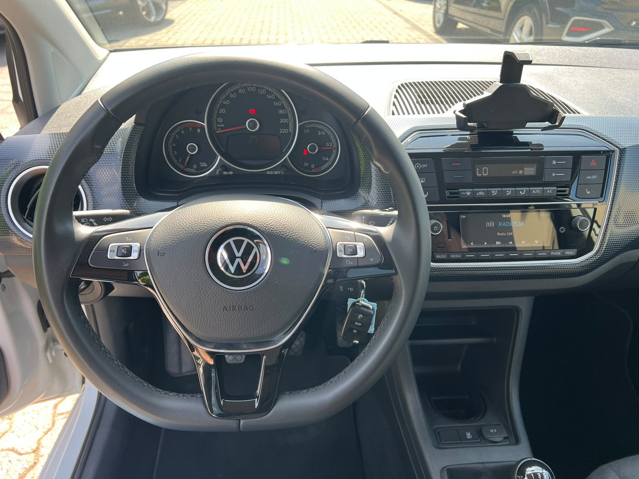 Volkswagen up!