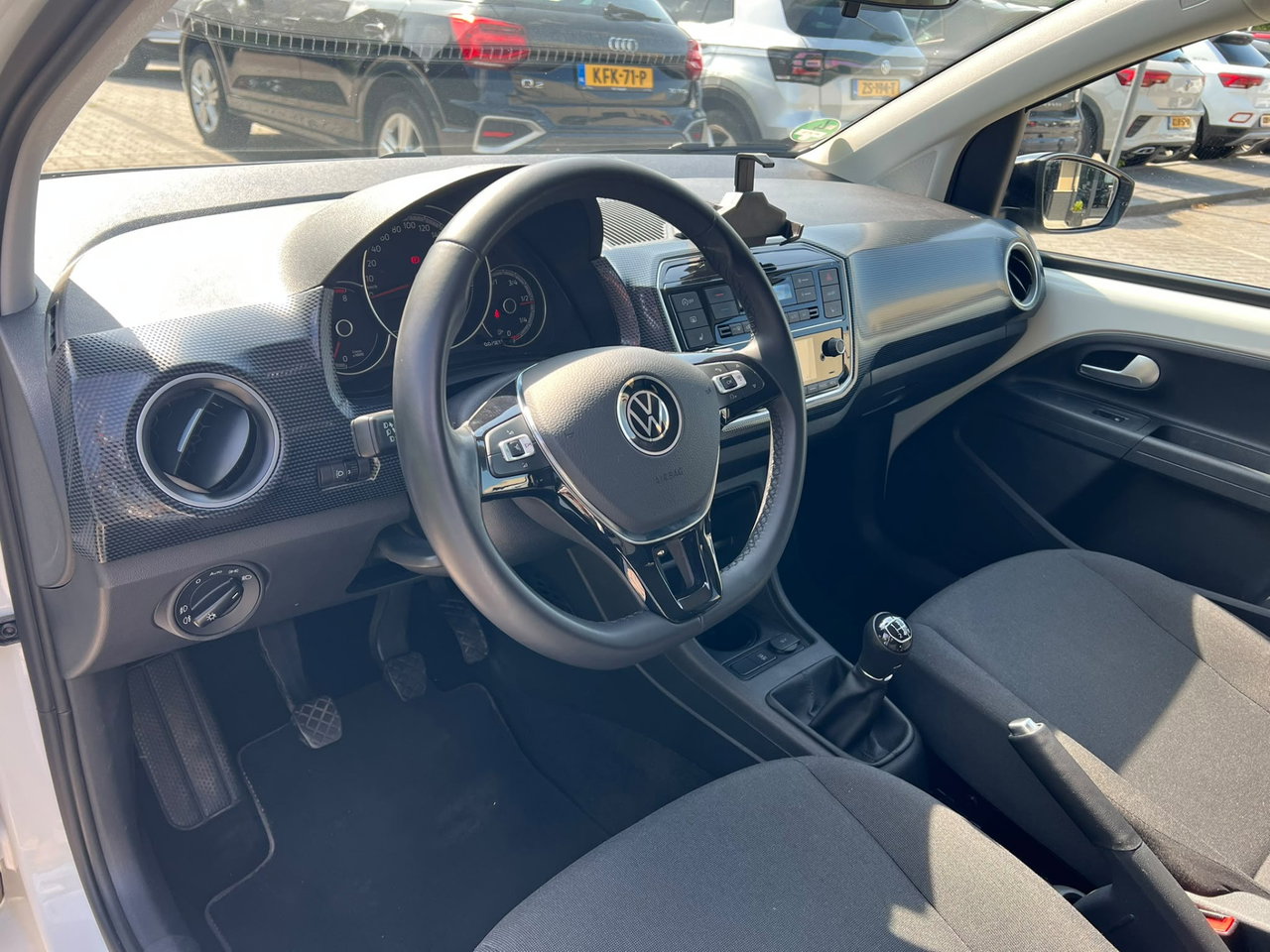 Volkswagen up!