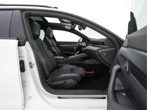 Peugeot 508 SW 1.6 HYbrid GT-Line Pack Business (Plug-in) {SoH-100%} (INCL-BTW) Aut. *PANO | LEATHER-MICROFIBRE | FOCAL®-AUDIO | FULL-LED | CRUISE-ADAPT. | BLINDSPOT | DAB | DIGI-COCKPIT | HEATED-SPORTSEATS | CAMERA | NAVI | SHIFTPADDLES | PRIVACY-GLASS | ...