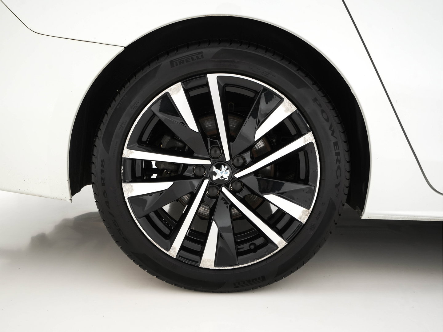 Peugeot 508 SW 1.6 HYbrid GT-Line Pack Business (Plug-in) {SoH-100%} (INCL-BTW) Aut. *PANO | LEATHER-MICROFIBRE | FOCAL®-AUDIO | FULL-LED | CRUISE-ADAPT. | BLINDSPOT | DAB | DIGI-COCKPIT | HEATED-SPORTSEATS | CAMERA | NAVI | SHIFTPADDLES | PRIVACY-GLASS | ...