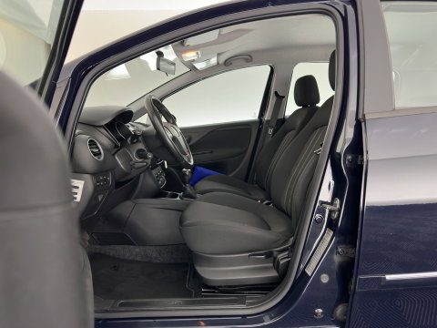 Fiat Punto Evo 1.3 M-Jet Pop *AIRCO | CRUISE | COMFORT-SEATS | 15''ALU | TOWBAR*