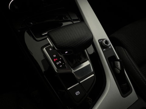 Audi A4 Avant 45 TFSI quattro edition one ACC|Stoelverwarming|Keyless|Lane Assist|Camera