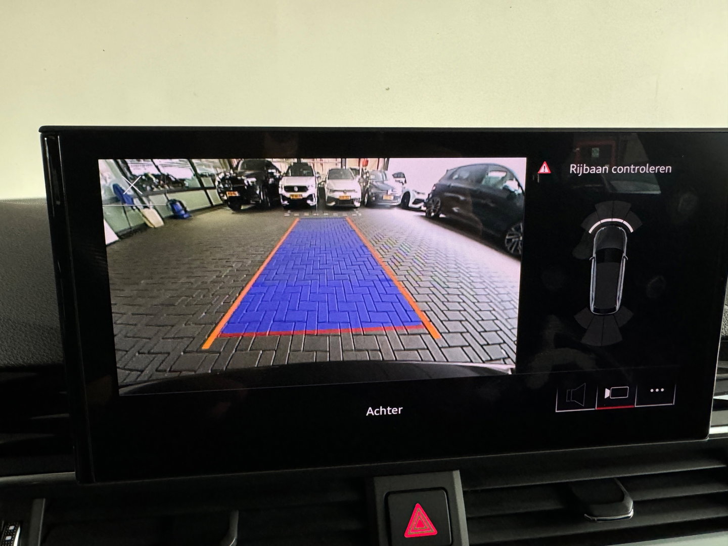 Audi A4 Avant 45 TFSI quattro edition one ACC|Stoelverwarming|Keyless|Lane Assist|Camera