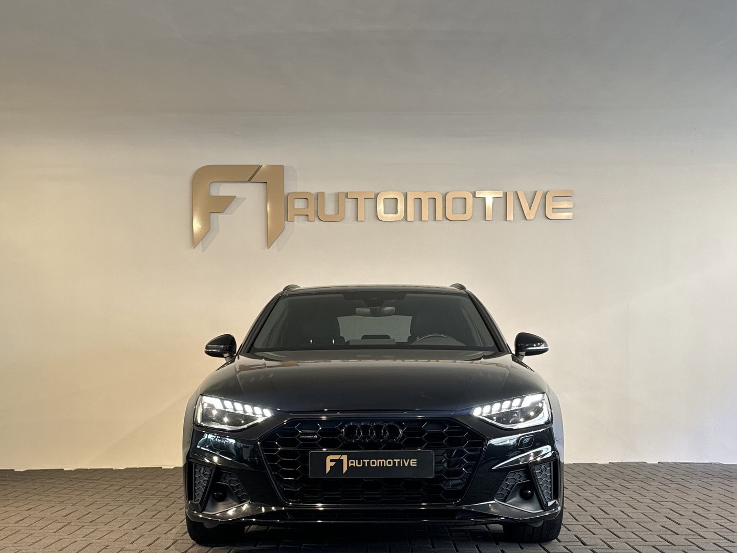 Audi A4 Avant 45 TFSI quattro edition one ACC|Stoelverwarming|Keyless|Lane Assist|Camera
