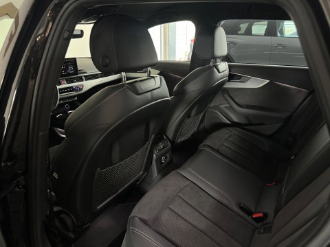 Audi A4 Avant 45 TFSI quattro edition one ACC|Stoelverwarming|Keyless|Lane Assist|Camera