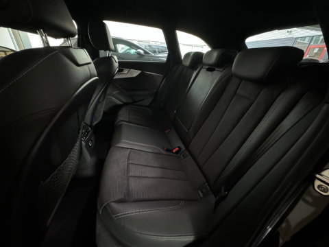 Audi A4 Avant 45 TFSI quattro edition one ACC|Stoelverwarming|Keyless|Lane Assist|Camera